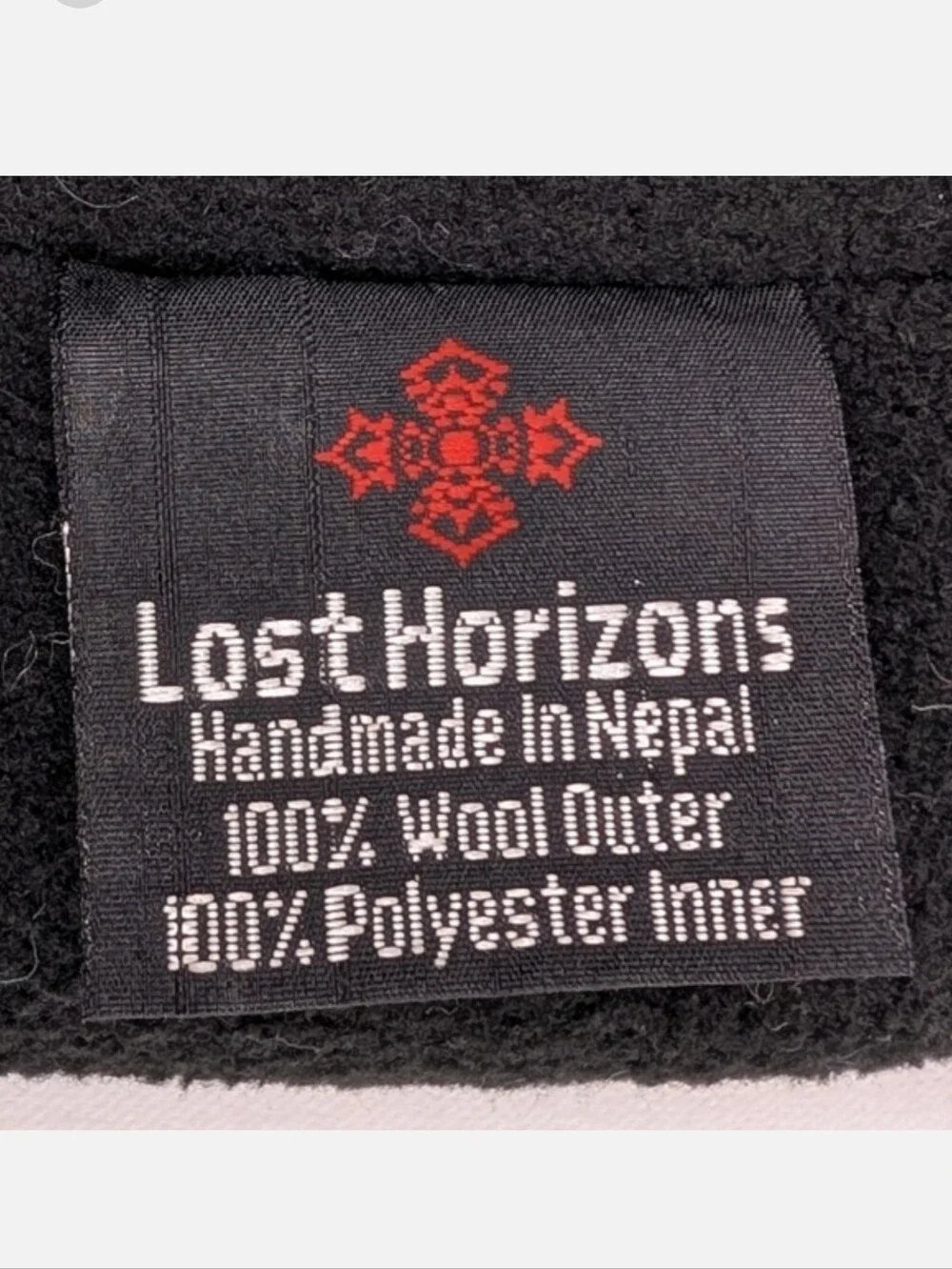Sundance Lost Horizons Fingerless Mittens Wool Hand Knit Nepal Floral Purple